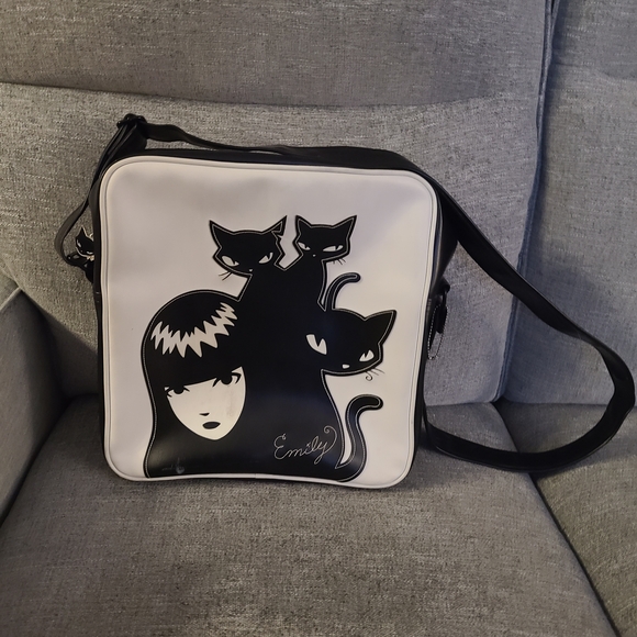 Vintage Emily The Strange Messenger Bag Never Used - Picture 3 of 16
